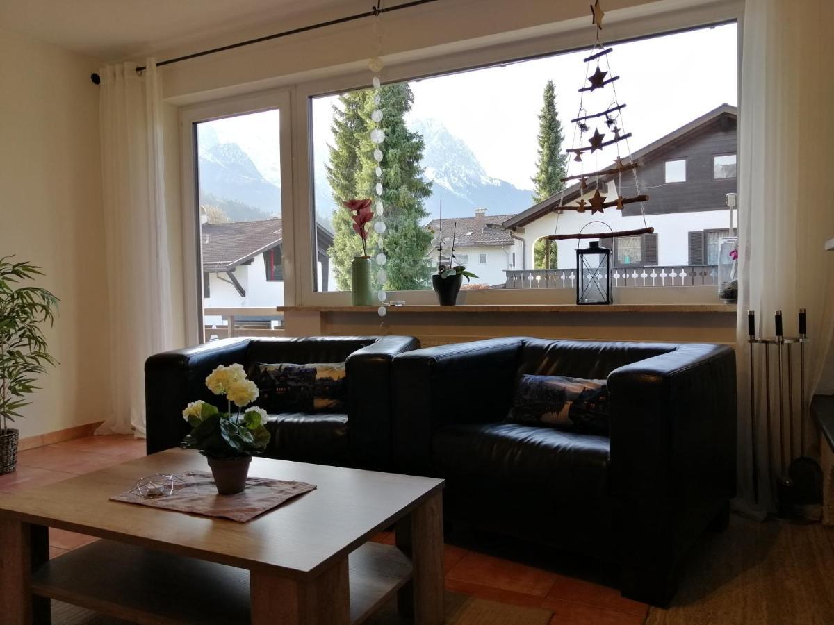 Maisonette Apartment Dhh Zugspitzblick Mit Eigenem Garten Garmisch-Partenkirchen Buitenkant foto